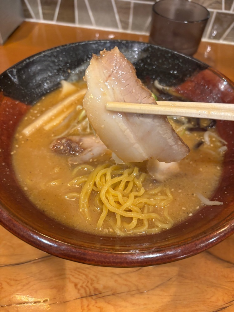 あゆまるグルメさんが投稿したらーめん 吉山商店街に関する口コミの画像