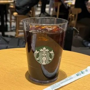 スターバックスコーヒー ヒルズウォーク徳重ガーデンズ店