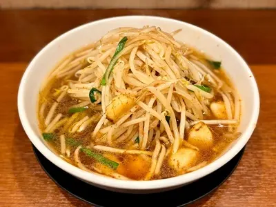 ベトコンラーメン 新京 名駅西口店