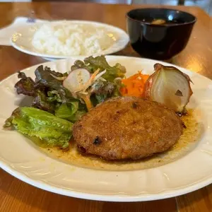 バチョフズ キッチン（Bachof's kitchen）