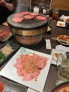 我や我や　しちりんダイニング（我や。我や　しちりんDINING）