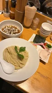 むぎとオリーブ 銀座本店