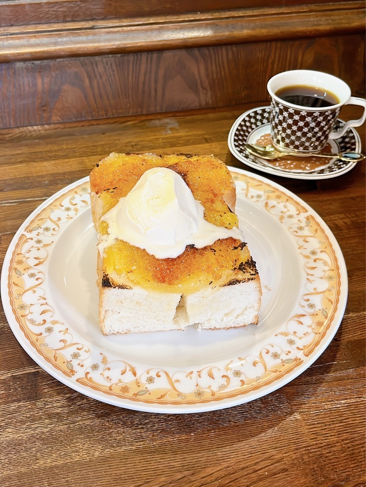 ブラウン喫茶 デルコッファー（der koffer）