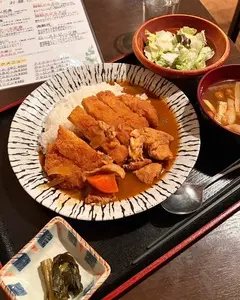 おばんざいと串揚げの店 たくみ