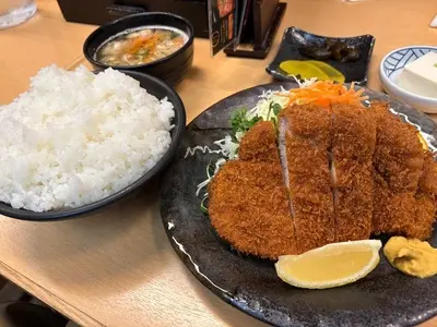 越後とんかつ人参亭