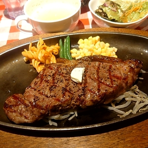 ハンバーグ&ステーキ食堂クラウゾ 本店