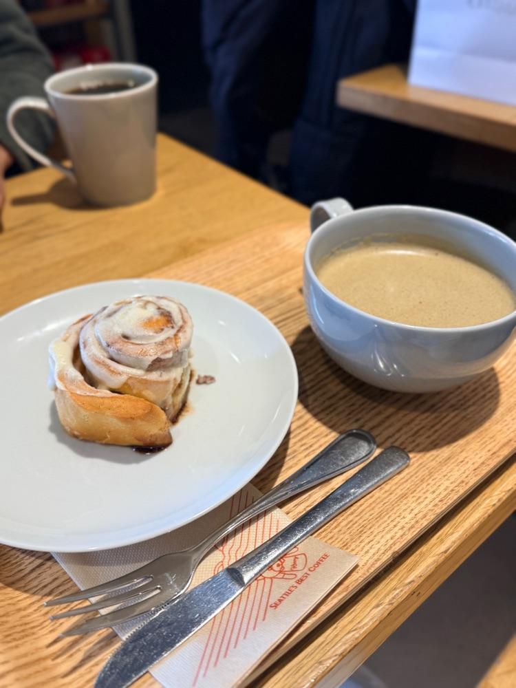 志保さんが投稿したシナボン／シアトルズベストコーヒー 六本木店（CINNABON）に関する口コミの画像