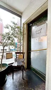 alley cafe 2枚目