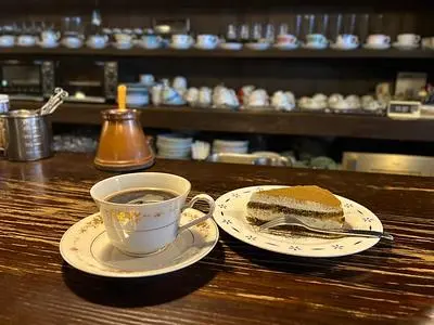ROQUEFORT CAFE（ロックフォール カフェ）