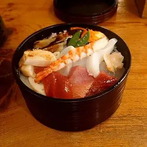 吉野鮨本店（よしのずしほんてん）