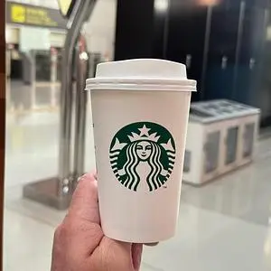 スターバックスコーヒー 関西国際空港2階店（STARBUCKS COFFEE）