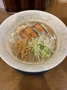 麺屋 栩羚廚 中目黒（くれいず）