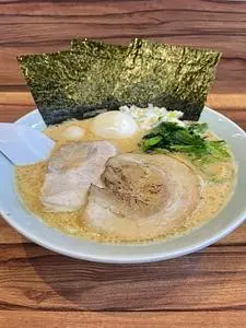 横浜家系ラーメン 魂心家 佐久平店