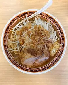 顎で喰らえ