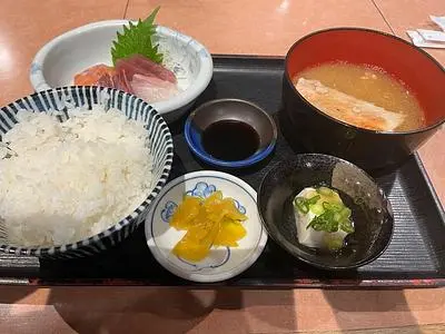 志な乃亭 鶴見店（【旧店名】うまいもん道楽 志なのや）