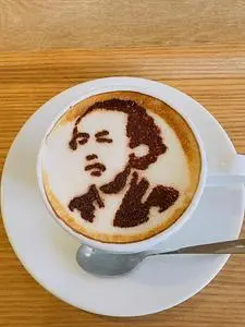 COCHI　COCOCHIコーヒー（ココチコーヒー【旧店名】エキカフェ）