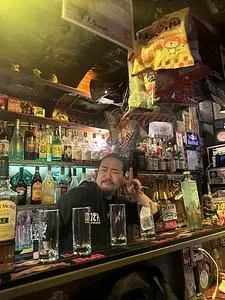 コンクリートバー(CONCRETE BAR)