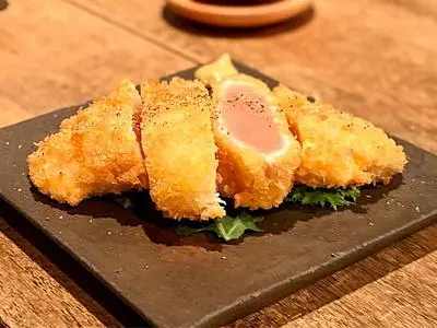 炭火焼鳥コクレ（Sumibiyakitori Coquelet）