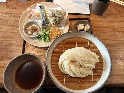 うどん山長（うどんやまちょう）