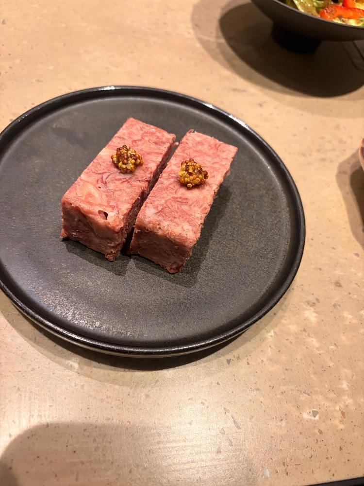 サブ&クルさんが投稿したやきにく 山笑ふ 表参道店に関する口コミの画像