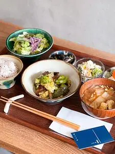 器とカフェあいいろ 3枚目