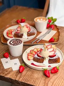 PAUSE COFFEE