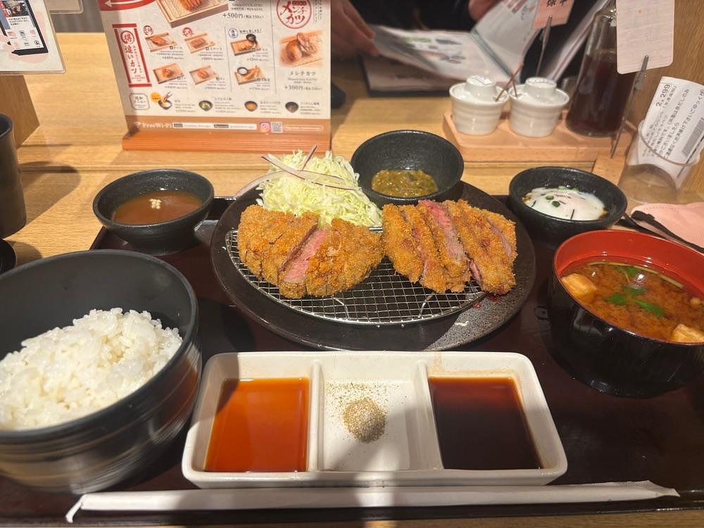 titi_lucky_88bbさんが投稿した牛カツ専門店 京都 勝牛 新大阪駅店に関する口コミの画像