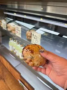 サンドイッチパーラー楽楽（サンドイッチパーラー ラクラク）