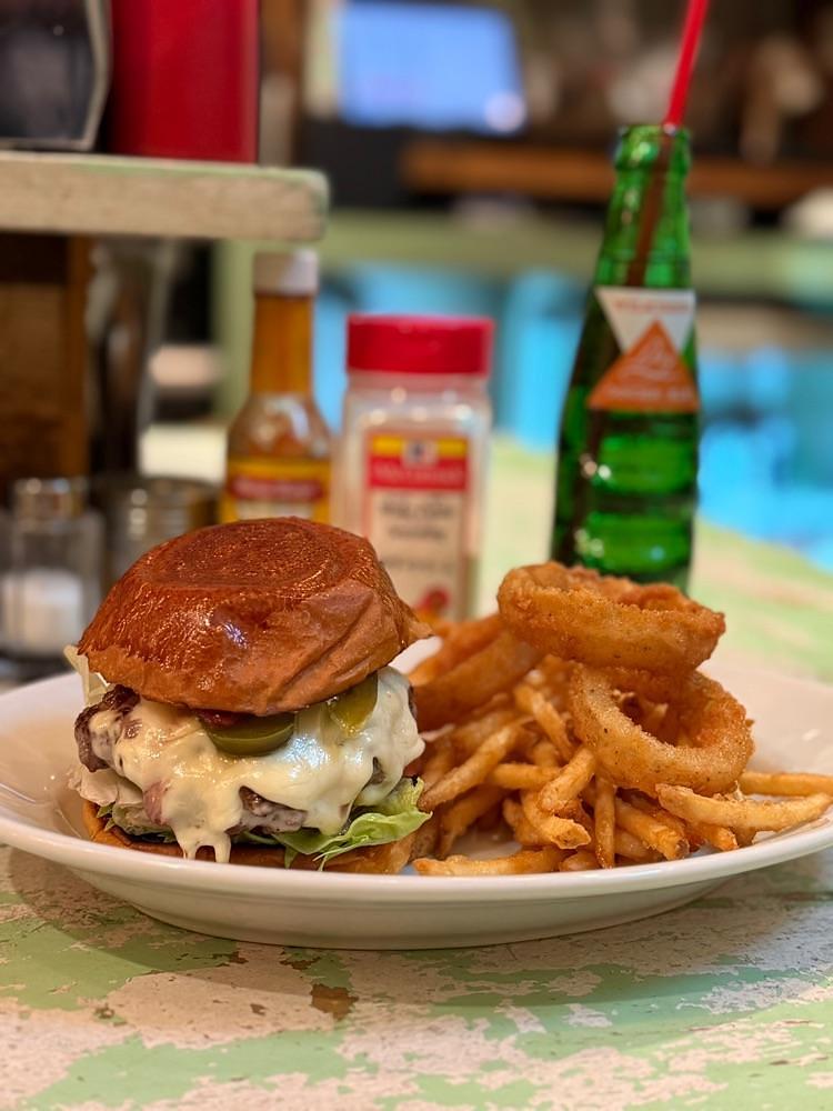 あんよさんが投稿した米国食堂 マンドリン ハンバーガーキッチン（Mandolin Hamburger Kitchen）に関する口コミの画像