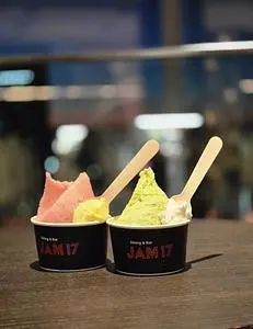 JAM17 GELATERIA（ジャムセブンティーン ジェラテリア）
