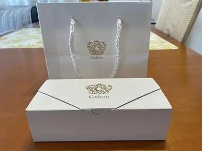 カドー（Cadeau）