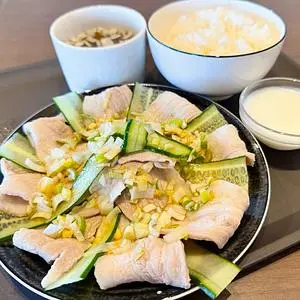 くせになる 虎森