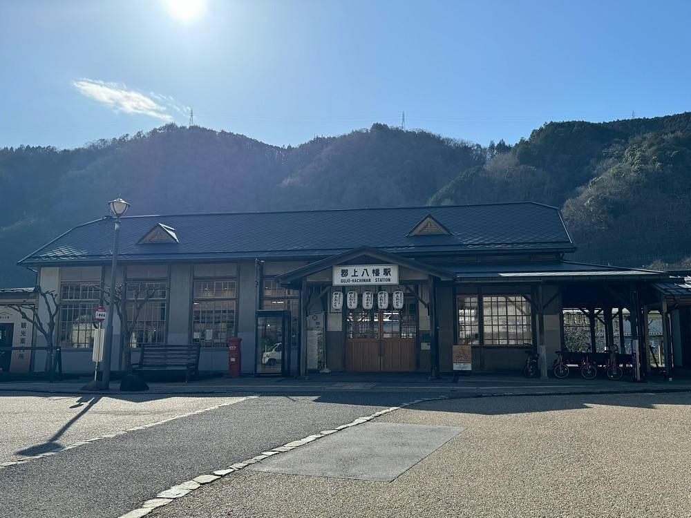鉄道王さんが投稿した郡上八幡駅舎 Cafeに関する口コミの画像