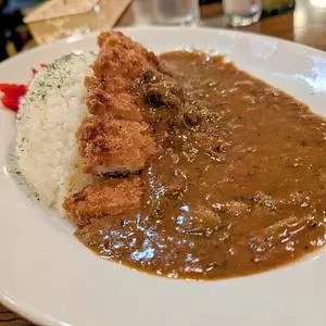 アインス 栄中地下街店