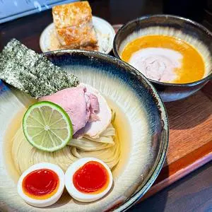 ramen club トトノエ