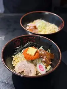 油そば専門店 ぶらぶら 杉田店