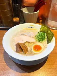 麺 ヒキュウ 六甲道店