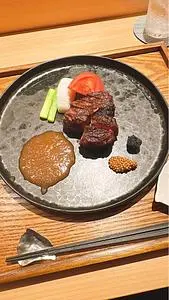 元町 井おか（もとまち・いおか）