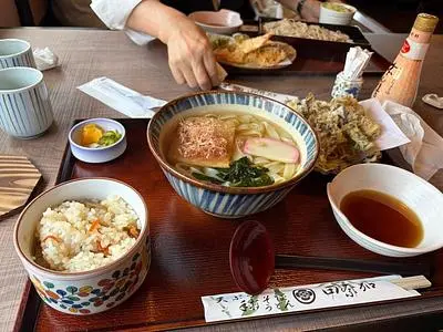 田奈加（たなか）