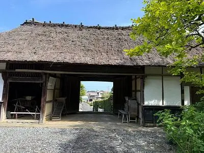 大鐘家民家・長屋門