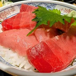 鮪小屋本店 ユニモール店（まぐろごやほんてん）