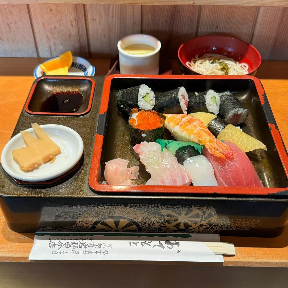 鉄道王さんが投稿したぎふ初寿司 岩野田分店に関する口コミの画像