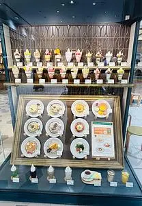ミルク&パフェ よつ葉ホワイトコージ 札幌ステラプレイス店（White Cozy）