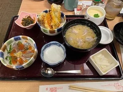和食レストランとんでん 南成瀬店