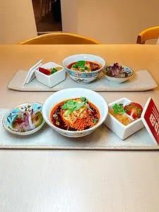ごま中華 喜界星（キカイボシ【旧店名】大阪北浜 麺と点心 ごま中華 喜界島担々麺 香）
