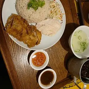 大阪カオマンガイキッチン（Khao Man Gai Kitchen【旧店名】大阪カオマンガイカフェ）