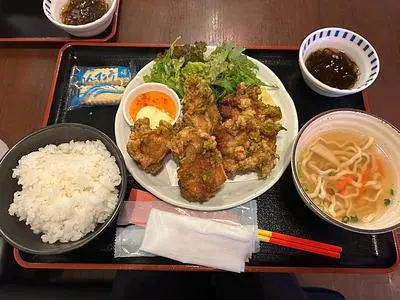 沖縄ダイニング びたろー