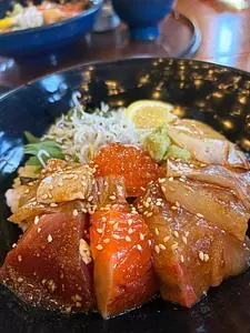 淡路ごちそう館 御食国（あわじごちそうかん みけつくに）
