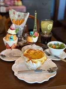 カフェ ド リオン（Cafe de Lyon）