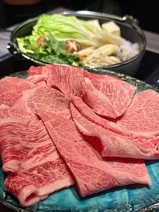 八重洲 和牛 すき焼き しゃぶしゃぶ 美月